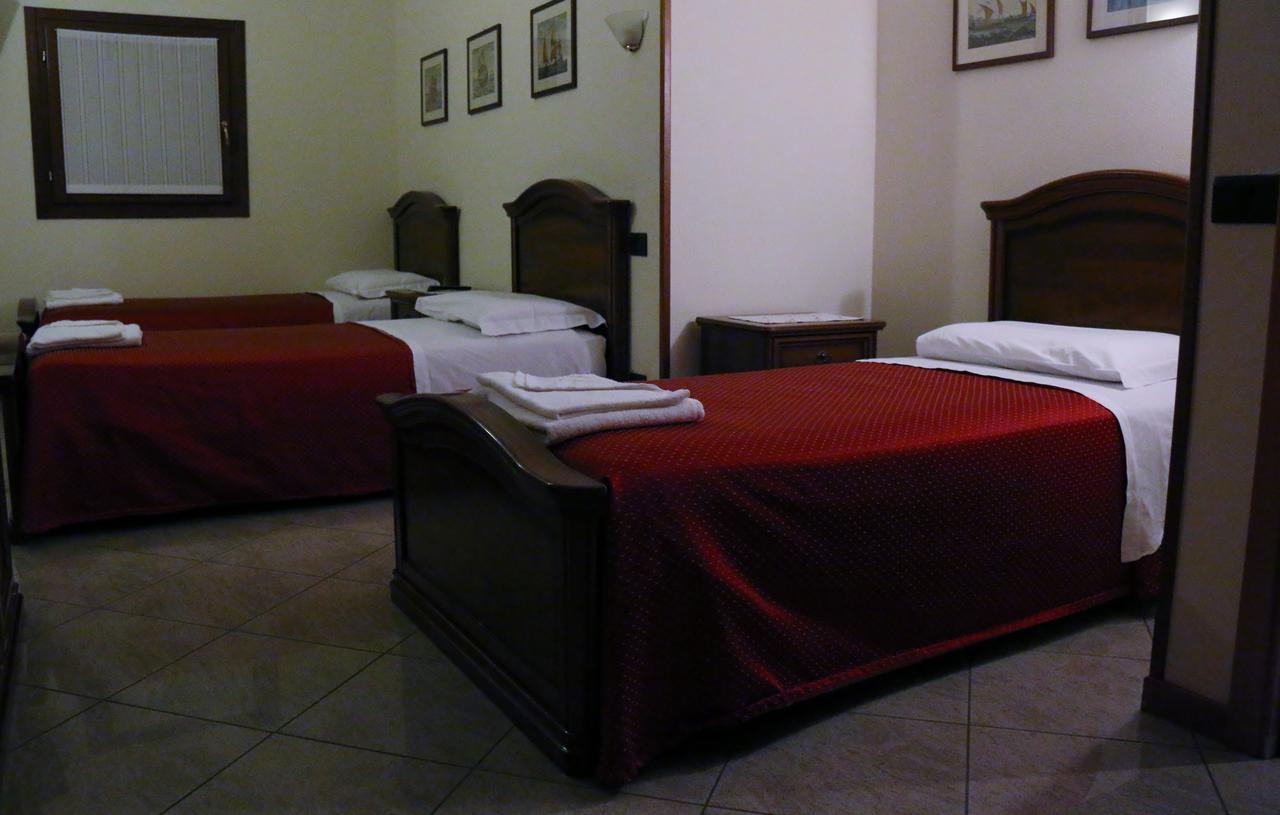 Hotel Ristorante Regina Mozzanica 객실 사진