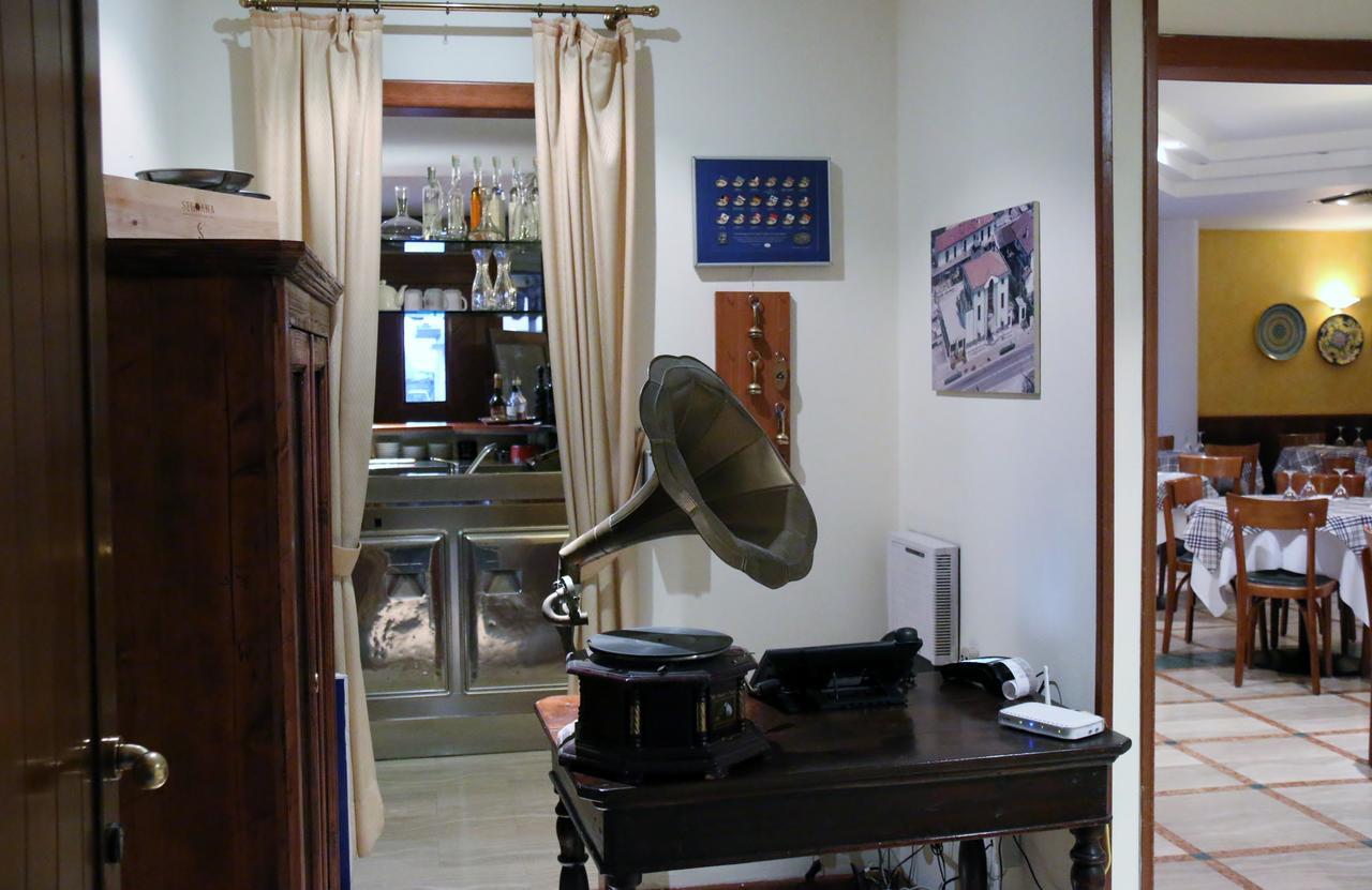 Hotel Ristorante Regina Mozzanica 외부 사진
